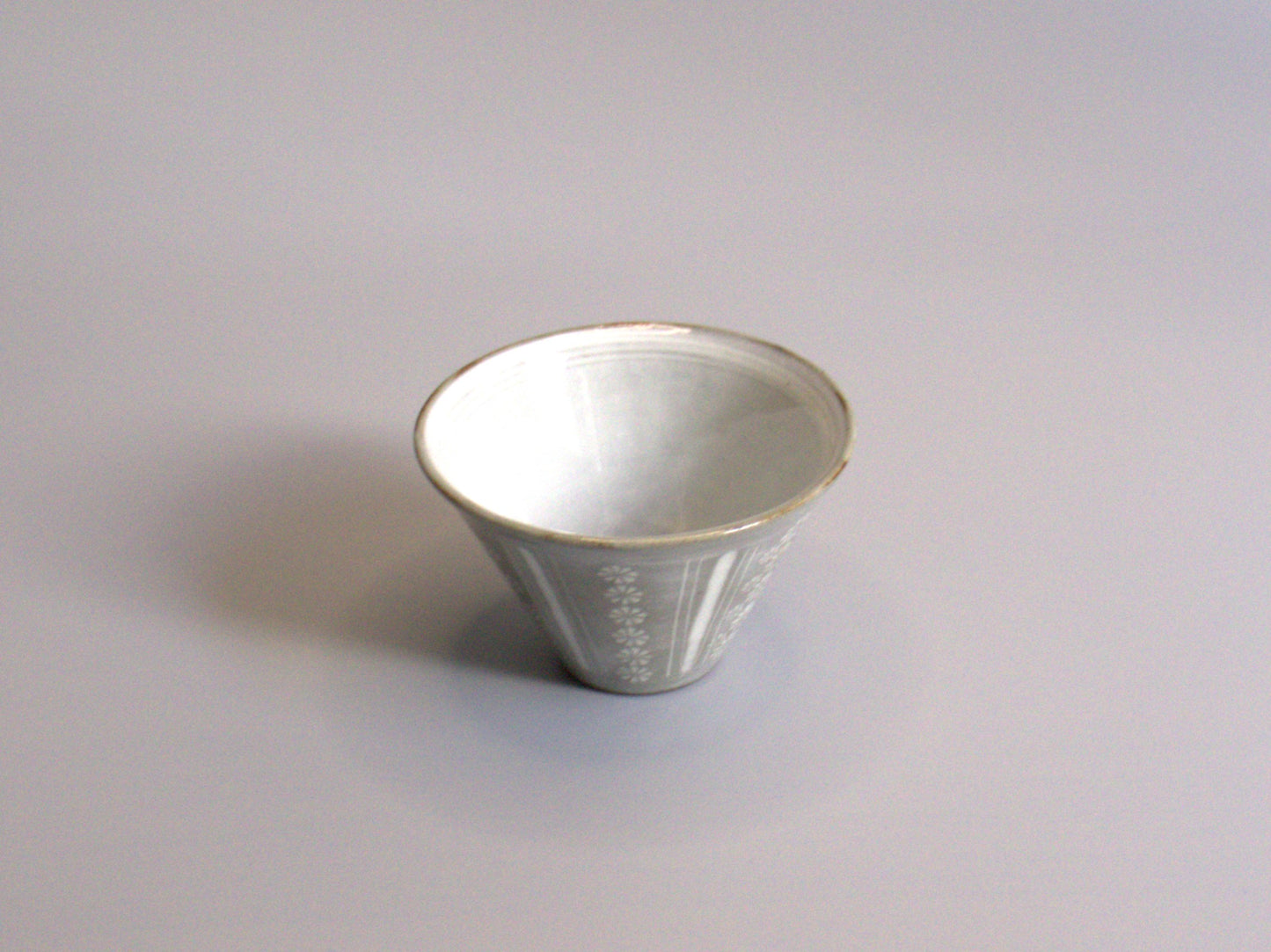 -Onland store 香山窯　印花文汲み出し-