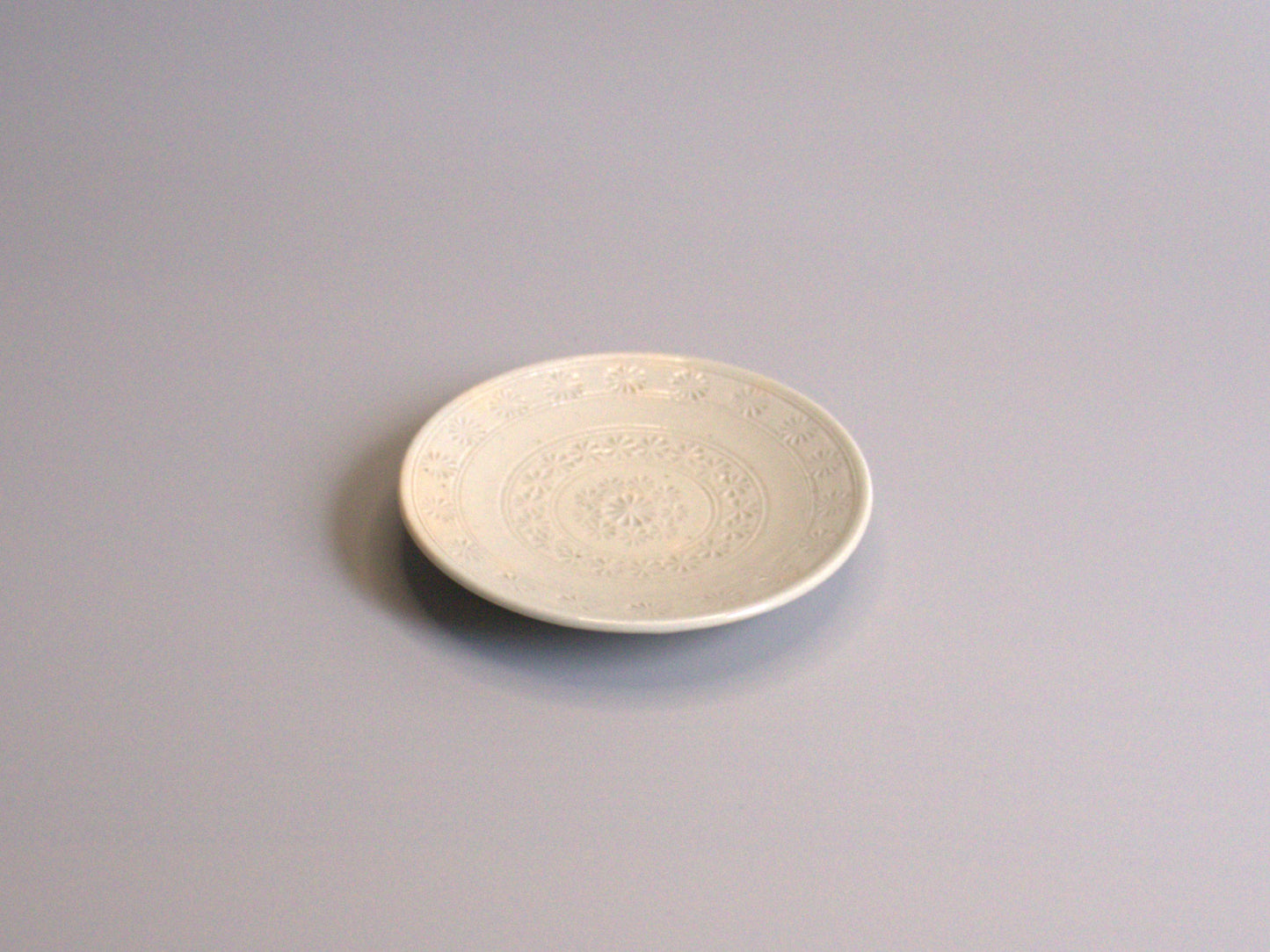 -Onlandstore　香山窯　印花文灰釉小皿-