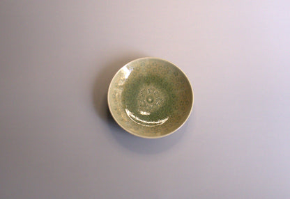 -Onland store　香山窯　ビードロ釉菊印花文取り皿-