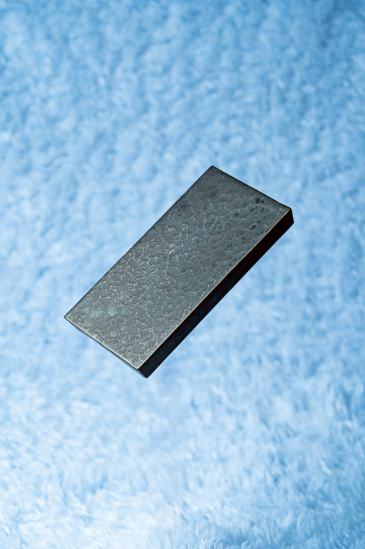 【旅皿】黒陶　長角板皿（低）20cm