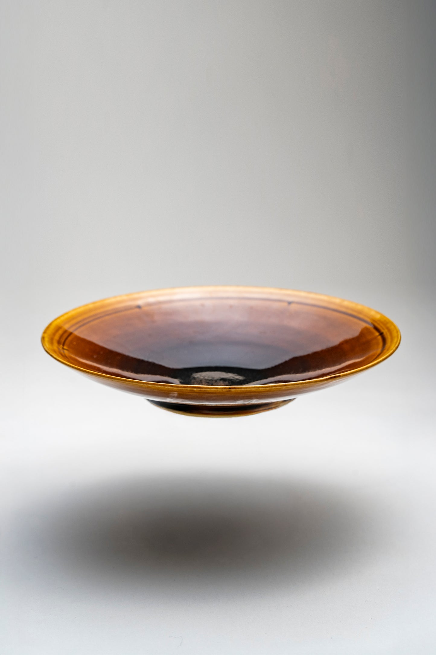 【旅皿】飴釉　７寸皿