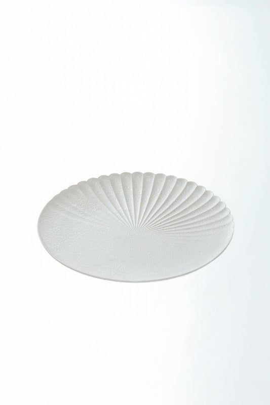 【旅皿】泡化粧　パール　片菊彫22cmプレート